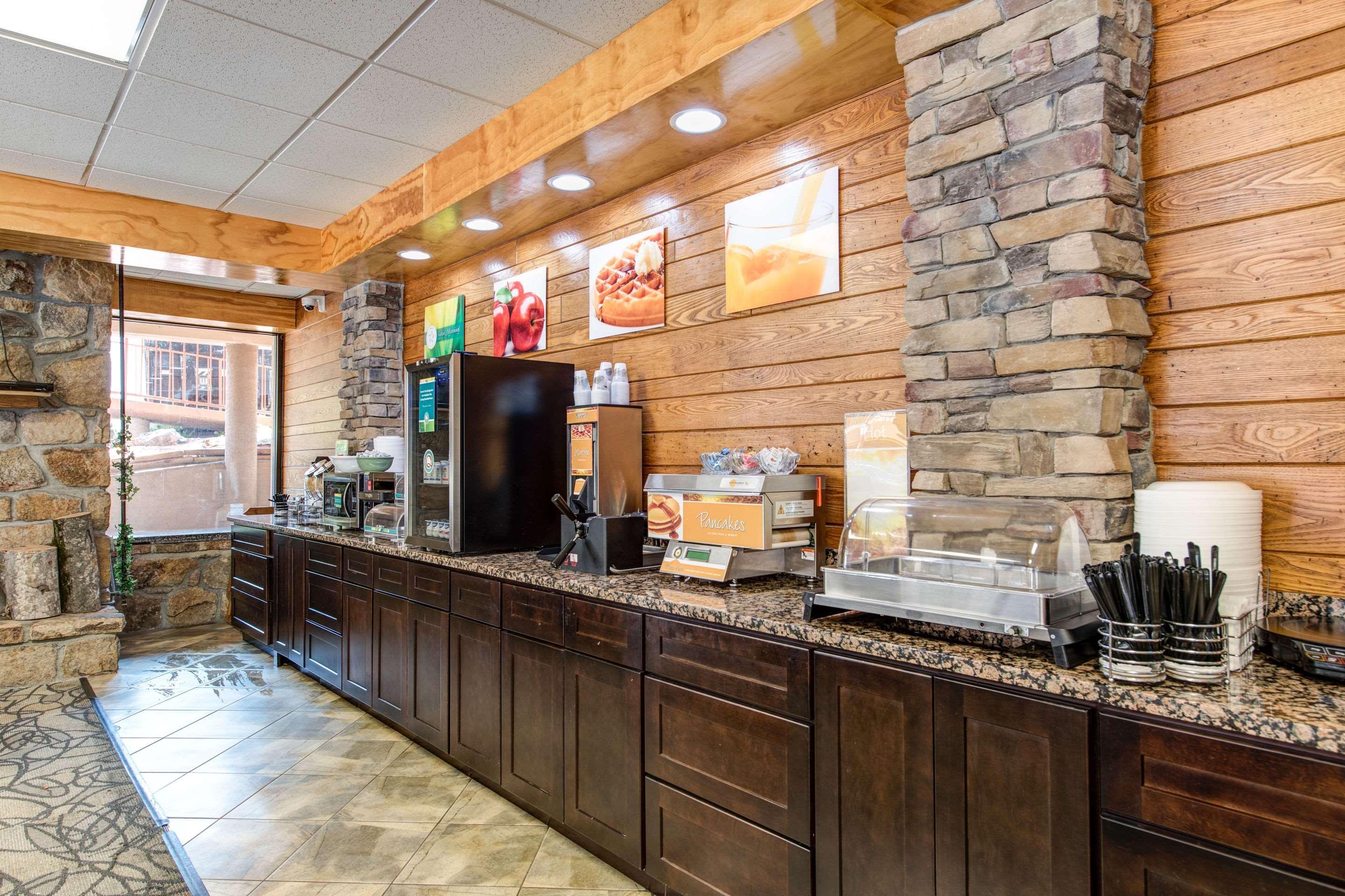Quality Inn Creekside - Downtown Gatlinburg Exterior foto